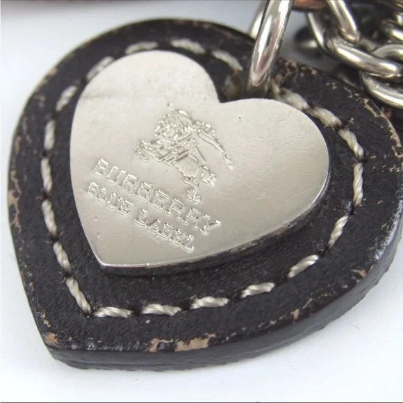 Burberry Kiss Lock Coin Purse with Chain Wrist strap - Picture 9 of 10